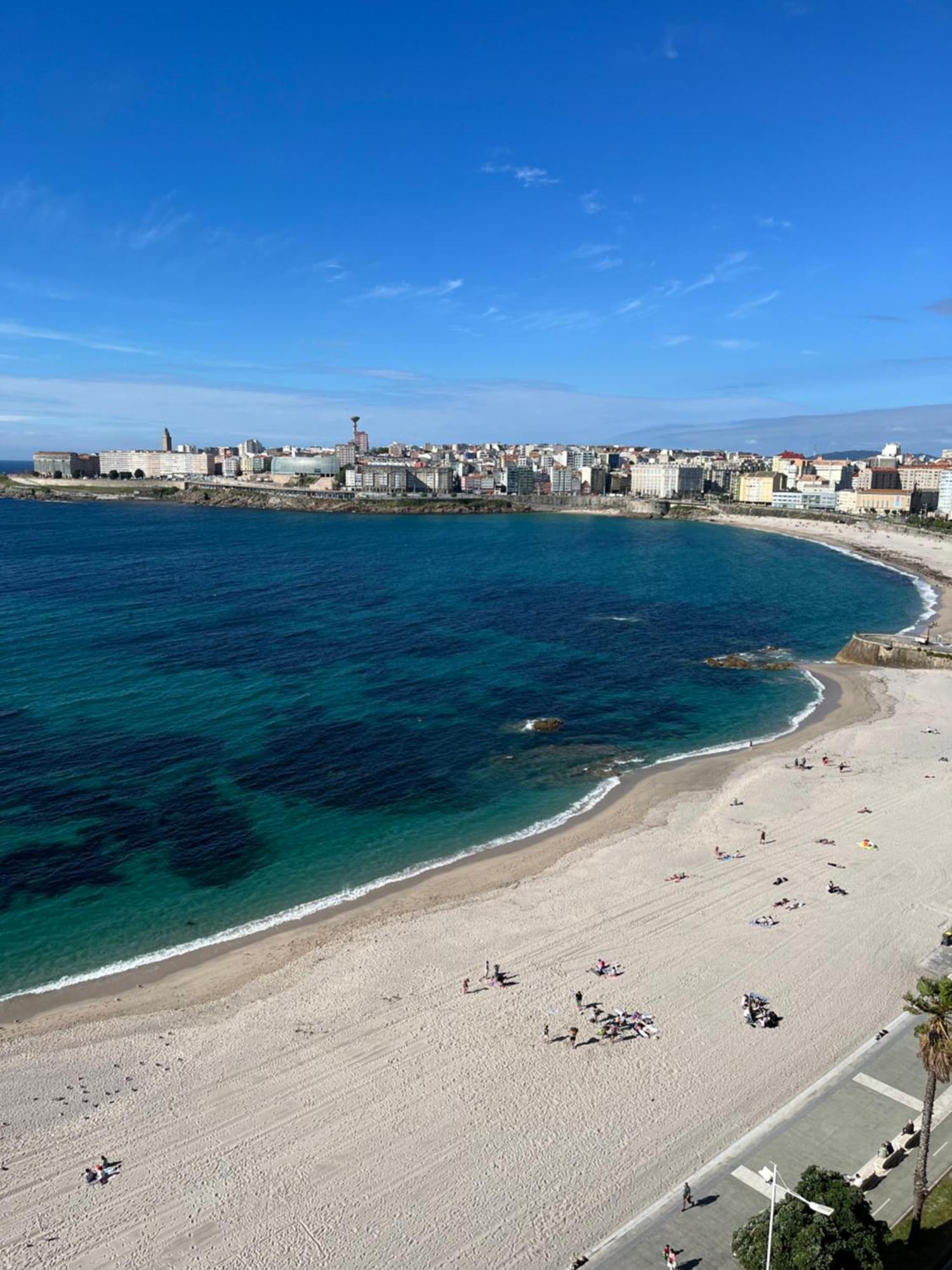 Primera Linea Playa Riazor 拉科鲁尼亚 外观 照片